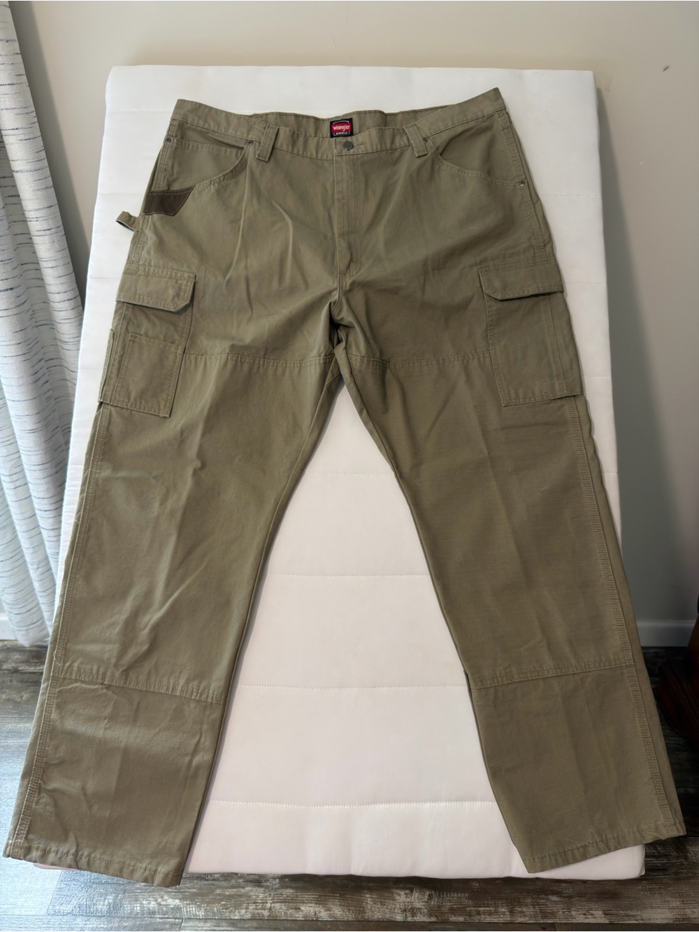 Wrangler Workwear Barn Carpenter  Men's Beige Canvas Cargo Pants size 42x32